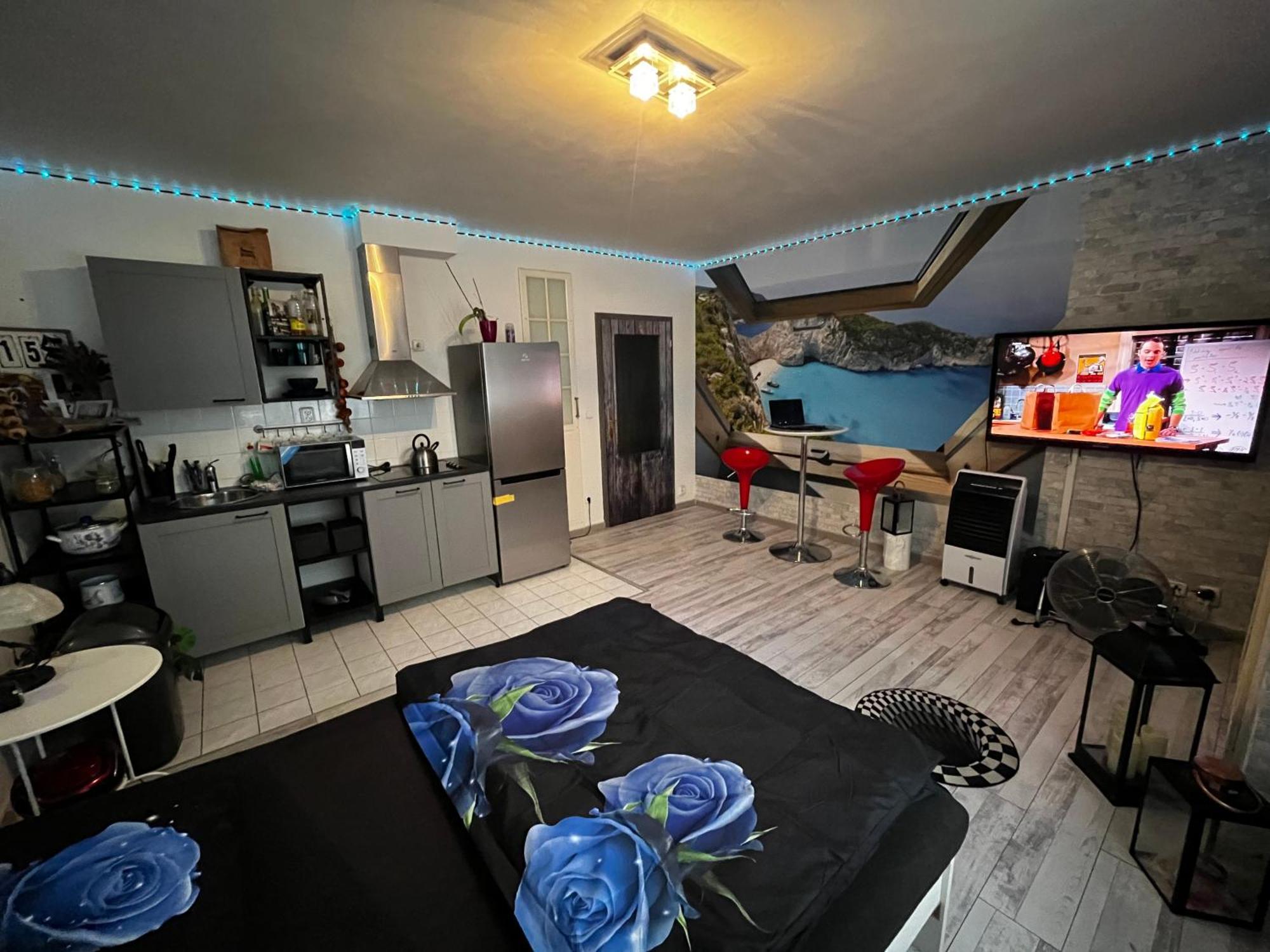 Monfas Apartment Provence In Praha Bagian luar foto