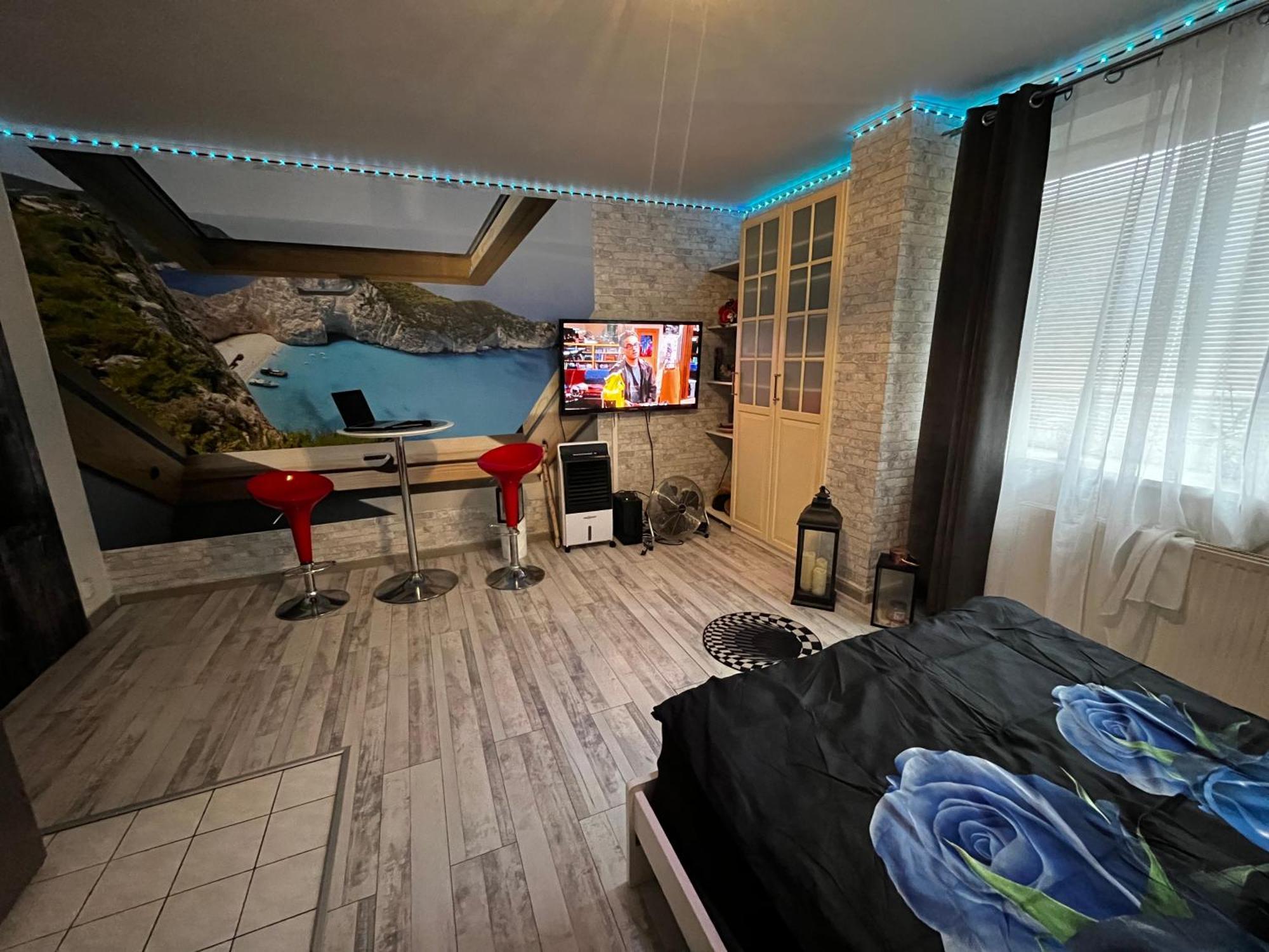 Monfas Apartment Provence In Praha Bagian luar foto